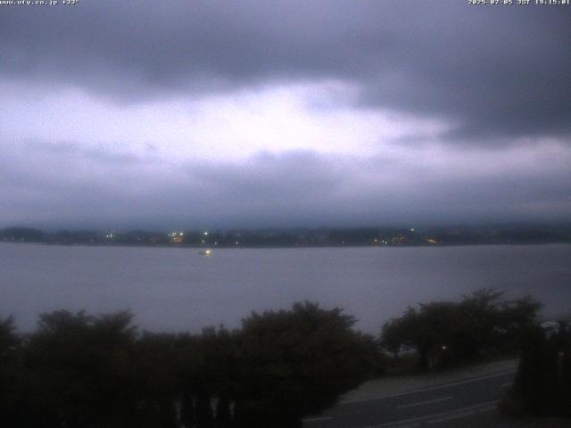 河口湖からの富士山