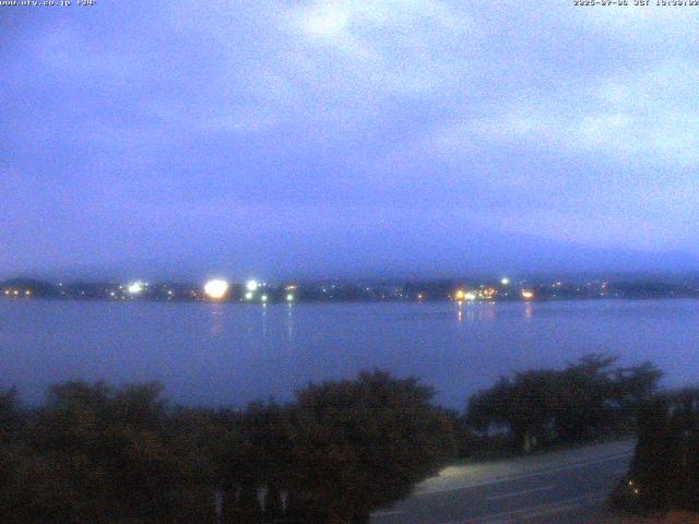 河口湖からの富士山