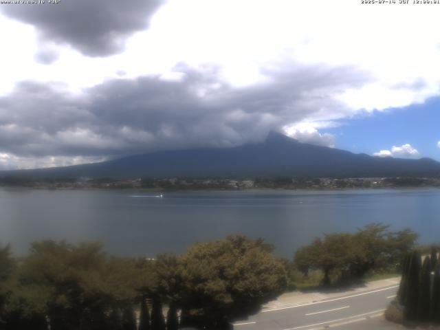 河口湖からの富士山