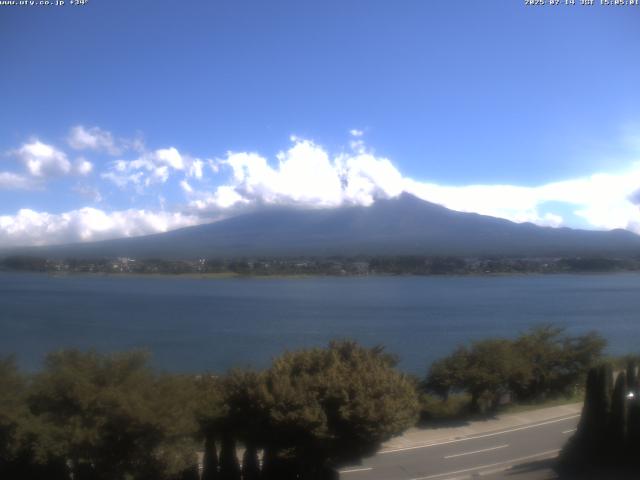 河口湖からの富士山