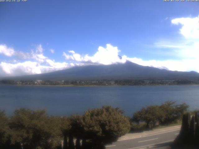 河口湖からの富士山