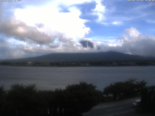 河口湖からの富士山