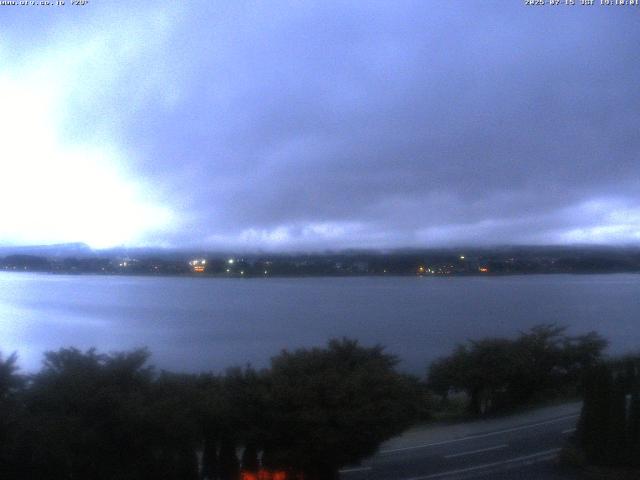 河口湖からの富士山