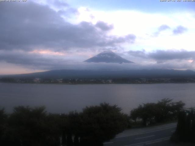 河口湖からの富士山