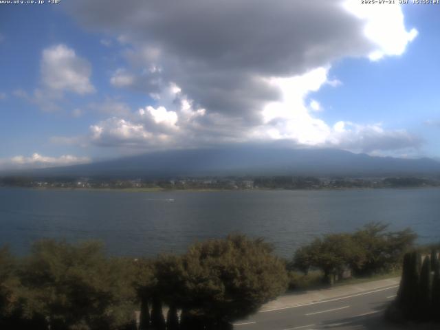 河口湖からの富士山