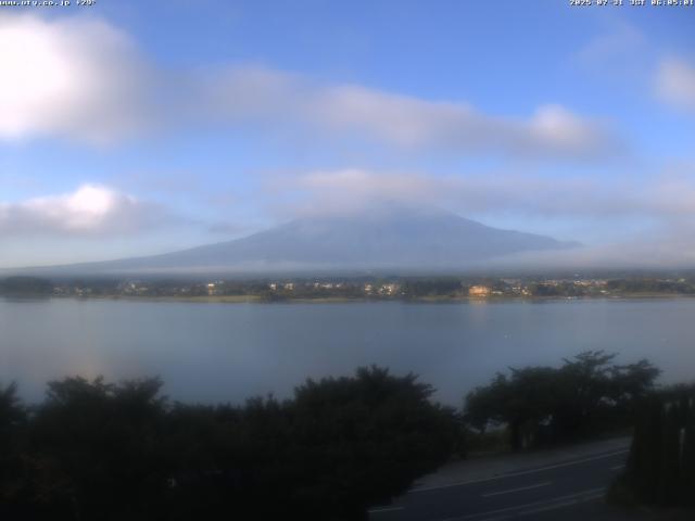 河口湖からの富士山