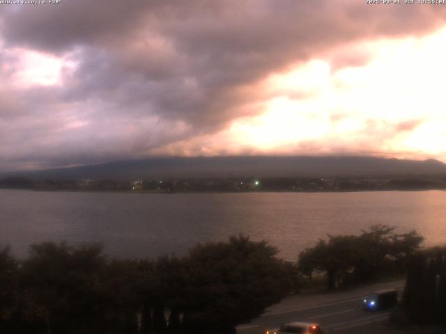 河口湖からの富士山