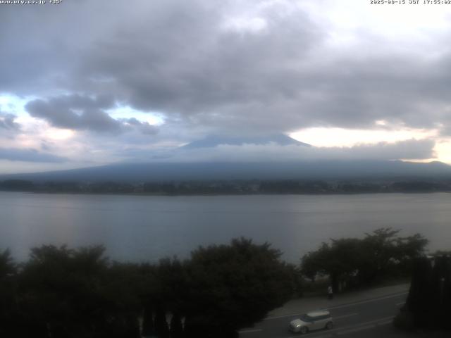 河口湖からの富士山