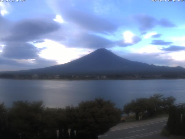 河口湖からの富士山