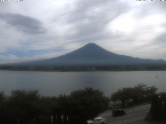 河口湖からの富士山