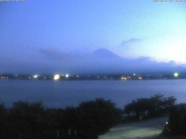河口湖からの富士山
