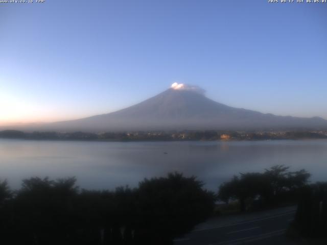 河口湖からの富士山