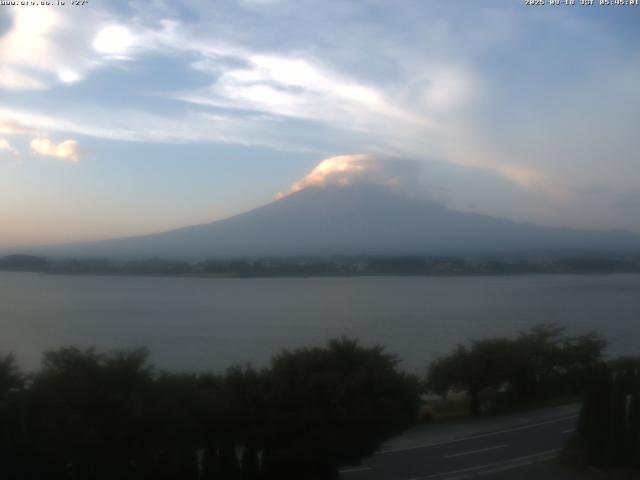 河口湖からの富士山