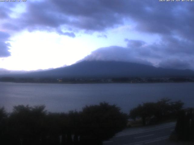 河口湖からの富士山