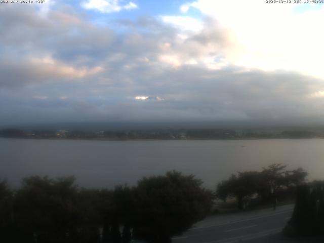 河口湖からの富士山