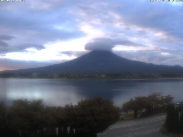 河口湖からの富士山