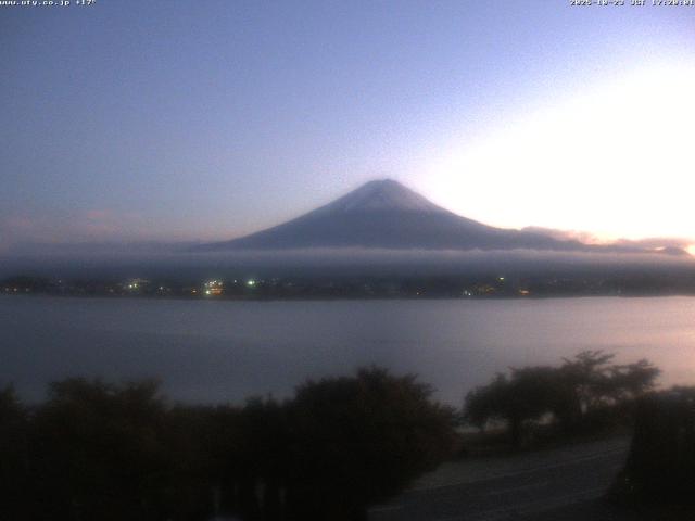 河口湖からの富士山