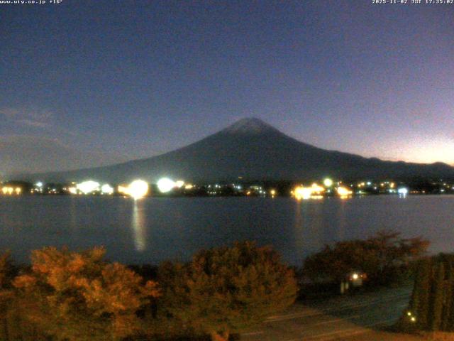 河口湖からの富士山