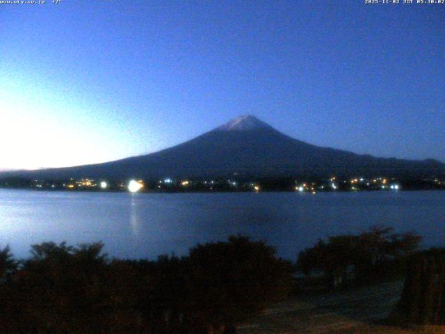 河口湖からの富士山