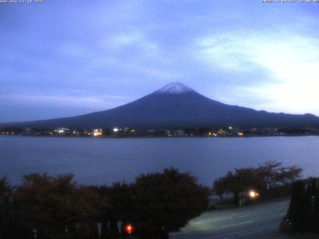 河口湖からの富士山
