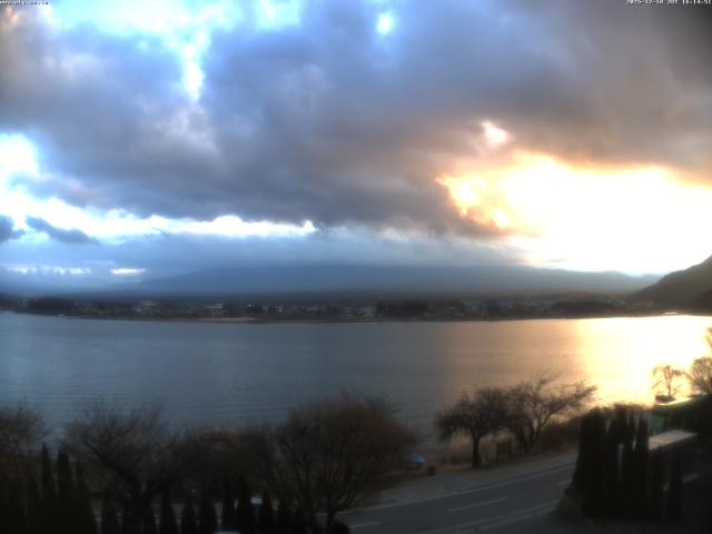河口湖からの富士山