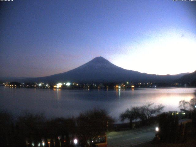 河口湖からの富士山