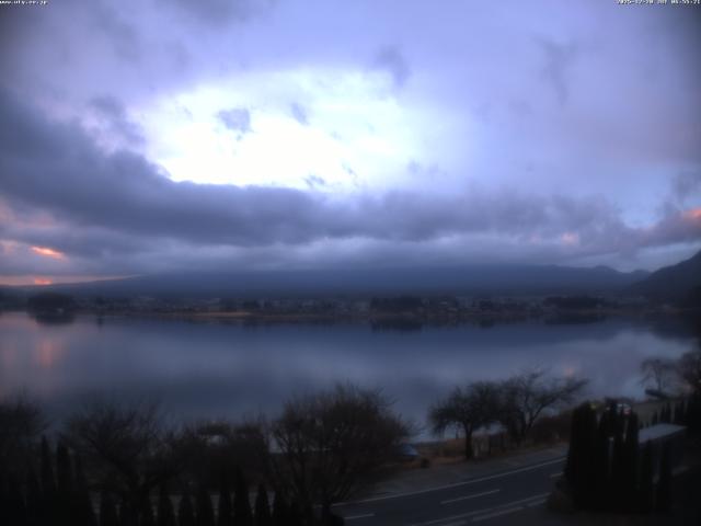 河口湖からの富士山