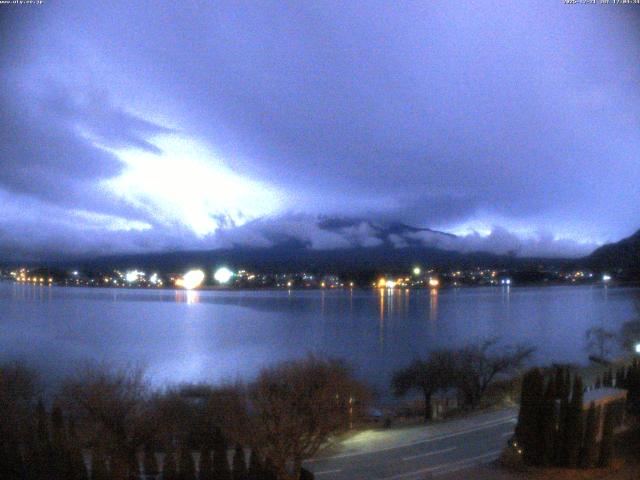 河口湖からの富士山