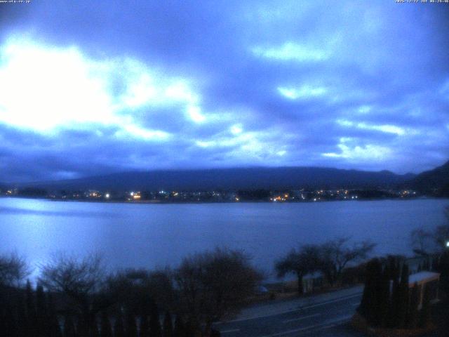 河口湖からの富士山