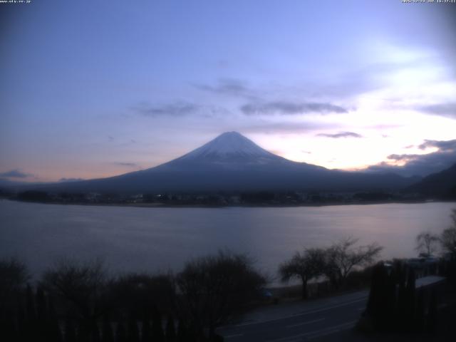 河口湖からの富士山