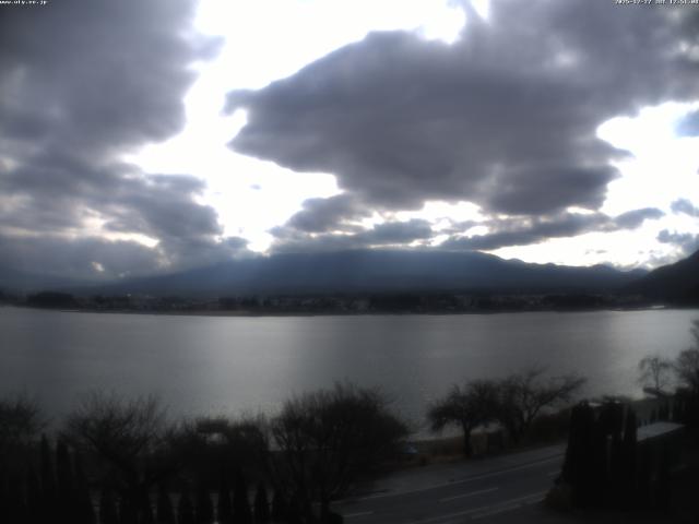 河口湖からの富士山