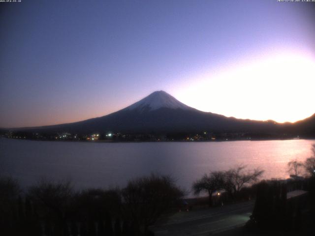 河口湖からの富士山