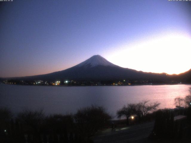 河口湖からの富士山
