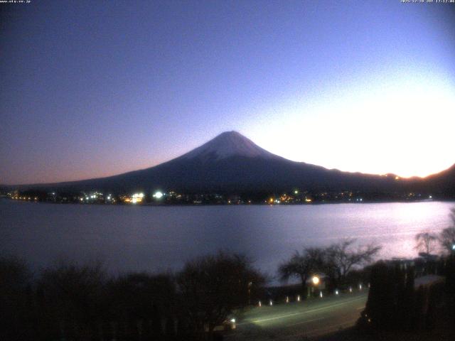 河口湖からの富士山