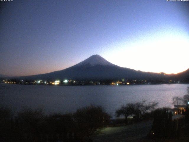 河口湖からの富士山