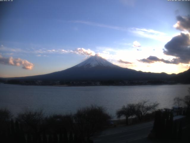 河口湖からの富士山