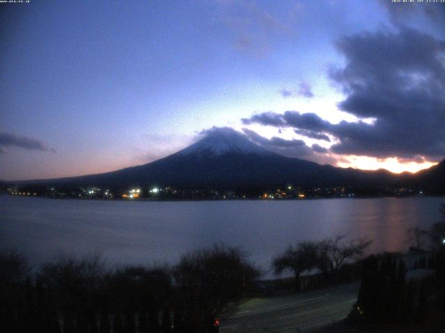 河口湖からの富士山