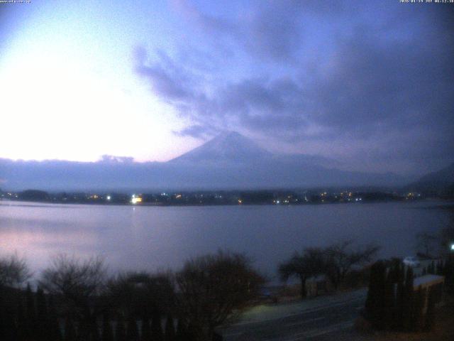 河口湖からの富士山