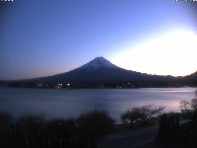 河口湖からの富士山