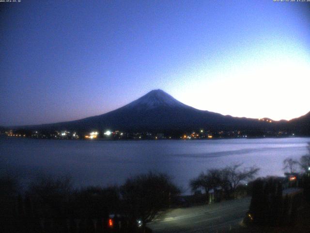 河口湖からの富士山