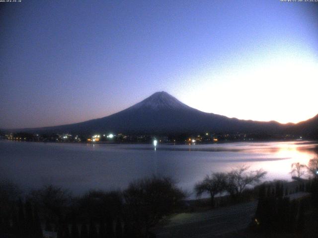 河口湖からの富士山