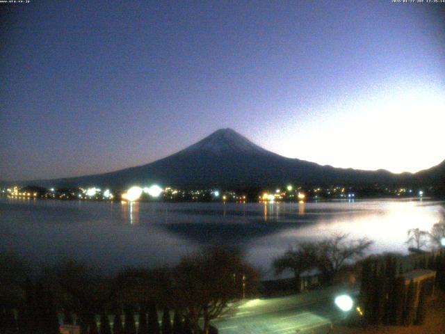 河口湖からの富士山