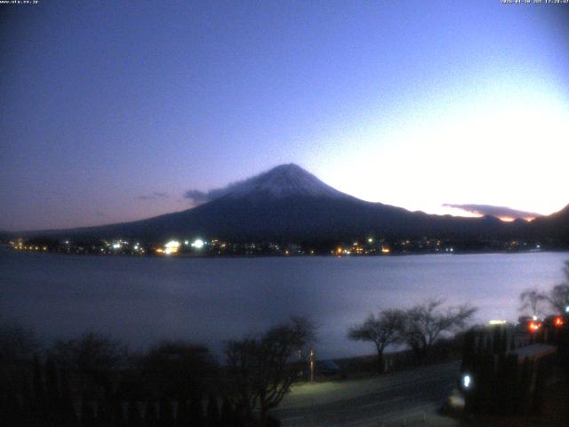 河口湖からの富士山