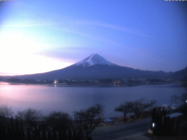 河口湖からの富士山