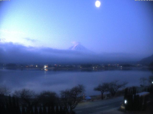 河口湖からの富士山