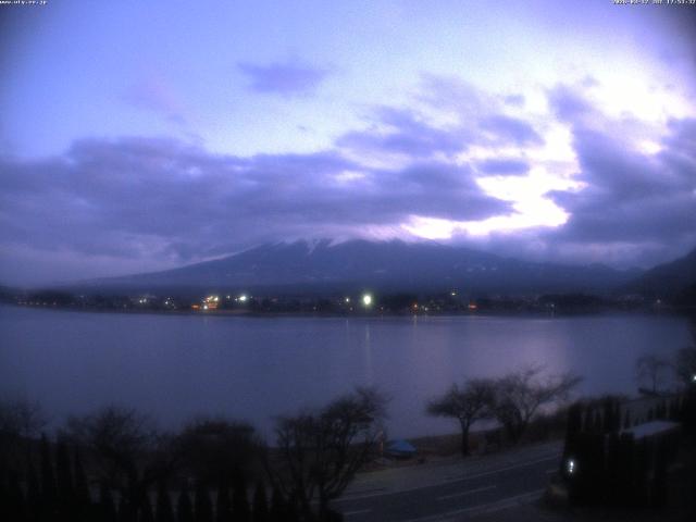 河口湖からの富士山