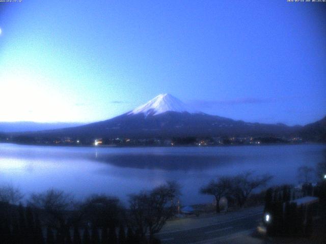 河口湖からの富士山