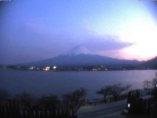 河口湖からの富士山