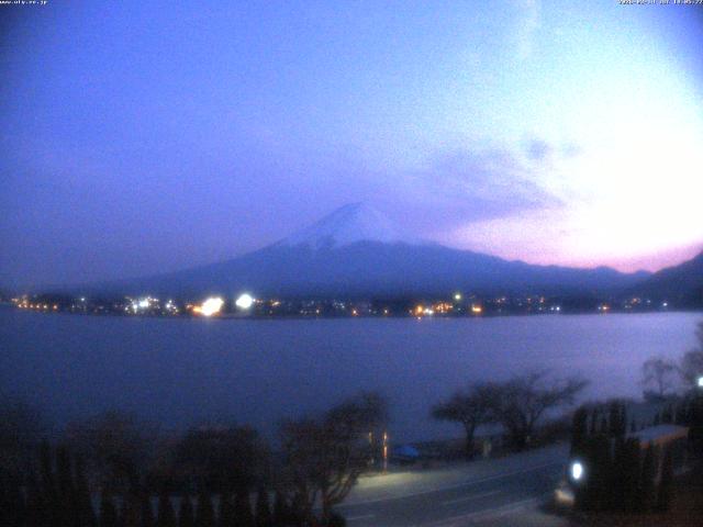 河口湖からの富士山