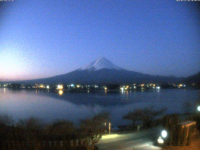 河口湖からの富士山